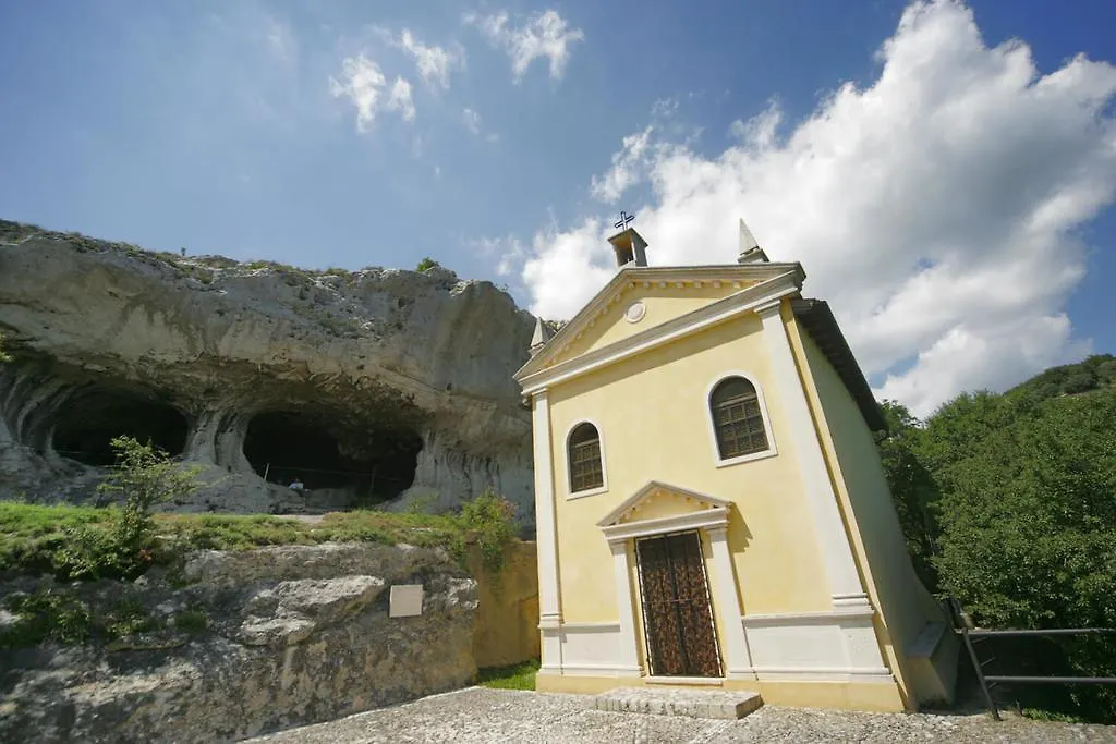 Alloggio per agriturismo Agriturismo Monte degli Aromi Villaga