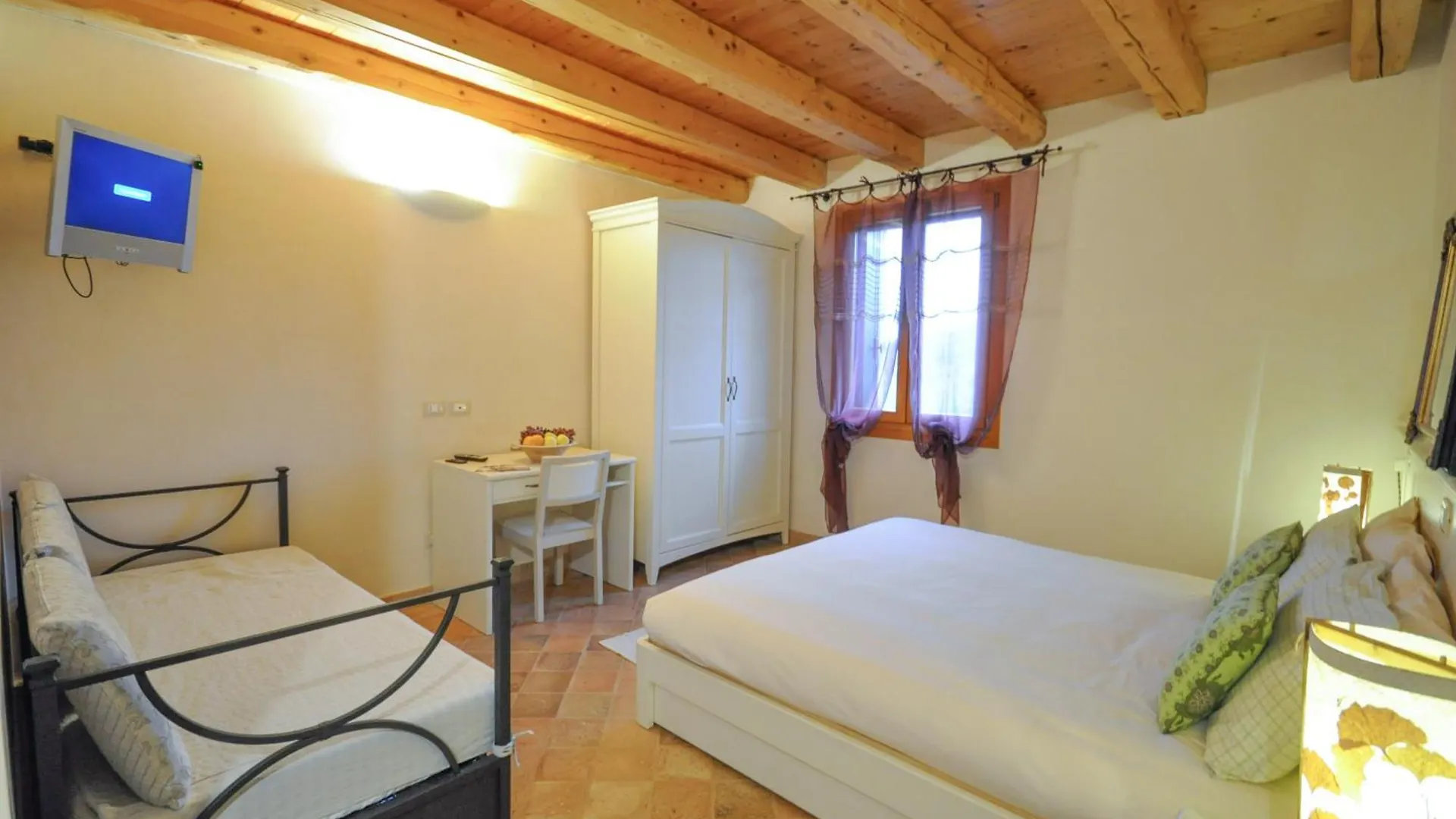 Farm stay Agriturismo Monte Degli Aromi Villa Villaga